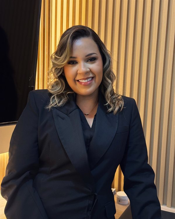 Gina Patricia Castellanos Figueroa — Conferencista Cumbre 2026